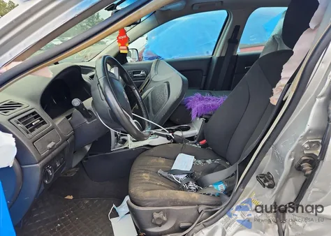 2010 Mercury Milan from USA, damaged, VIN 3MEHM0HA8AR634208